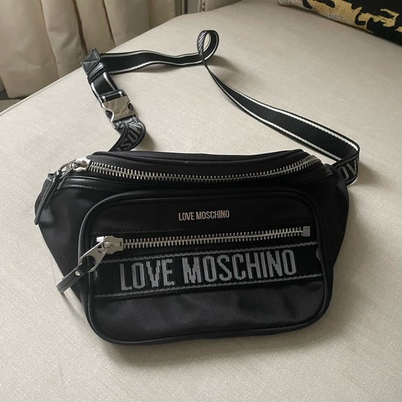 Love Moschino Belt Bag Fanny Pack - Picture 1 of 3